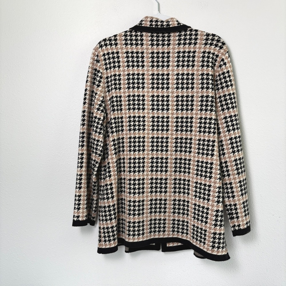 Anne Klein Blazer Sweater Size L Tan Black Houndstooth Knit Gold Buttons Open - Picture 3 of 11